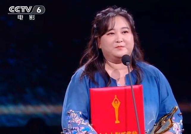 《你好，李焕英》获第36届百花奖优秀影片，贾玲哽咽致谢：后天是妈妈的生日